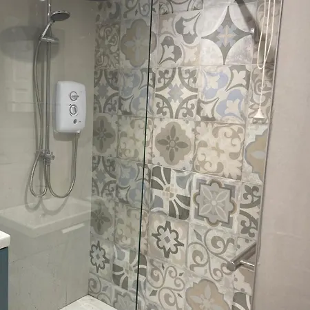 Luxury By The Coast- Sleeps 4 شقة *