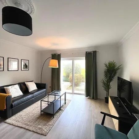 Apartment Luxury By The Coast- Sleeps 4 Galway